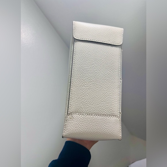 Preloved MK Mercer - Picture 4 of 4